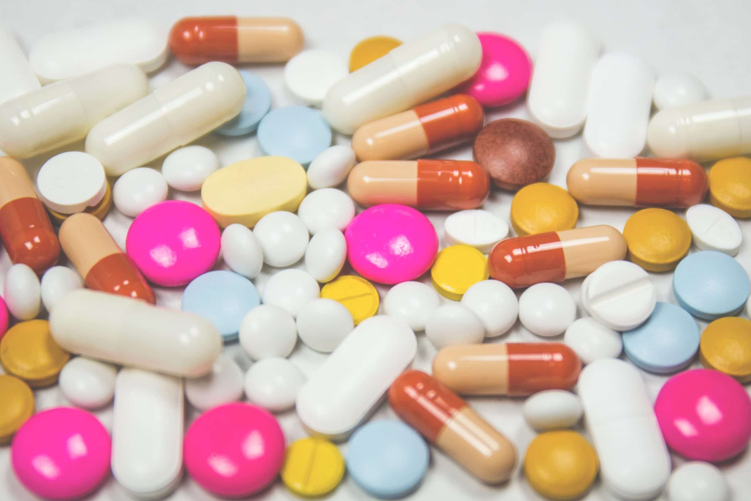 How to Organize Medicines and Supplements - Declutter in Minutes